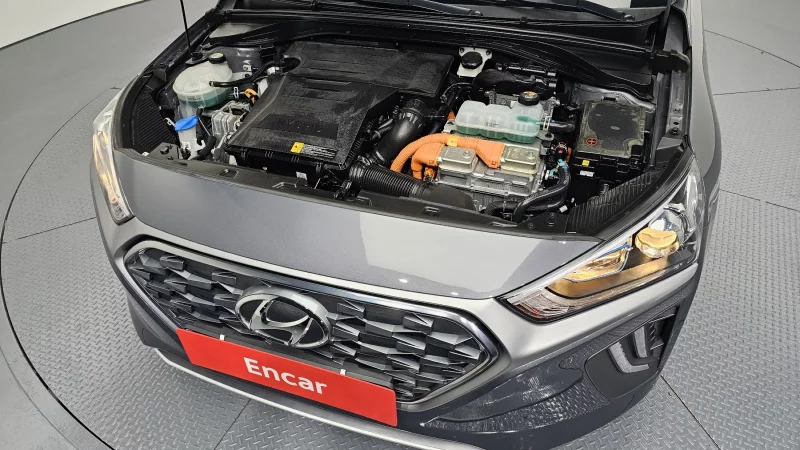 Hyundai Ioniq