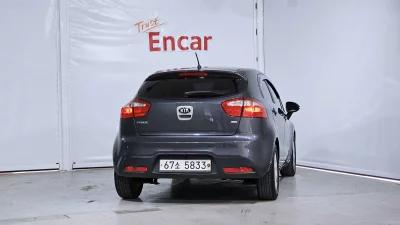 Kia pride