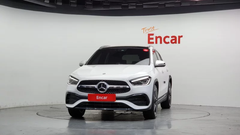 Mercedes-Benz GLA-Class