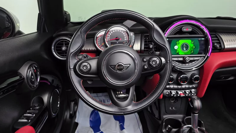 MINI Cooper Convertible