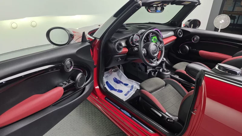 MINI Cooper Convertible