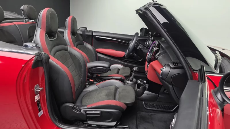 MINI Cooper Convertible