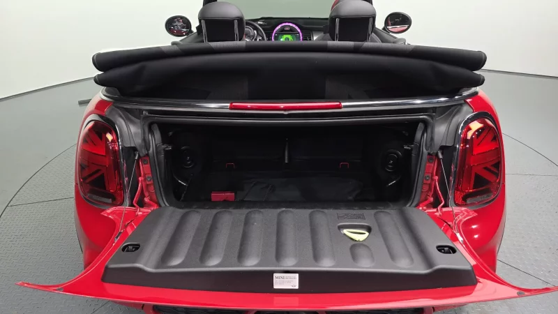 MINI Cooper Convertible