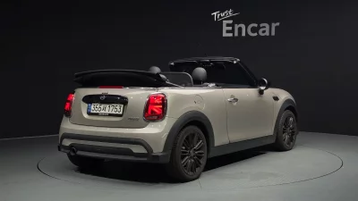 MINI Cooper Convertible