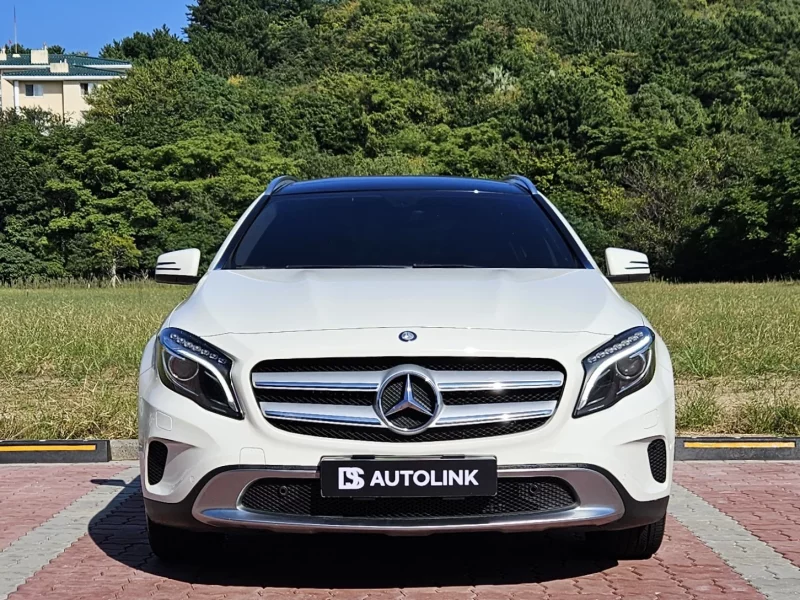 Mercedes-Benz GLA-Class