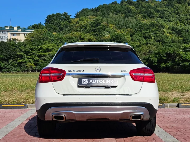 Mercedes-Benz GLA-Class