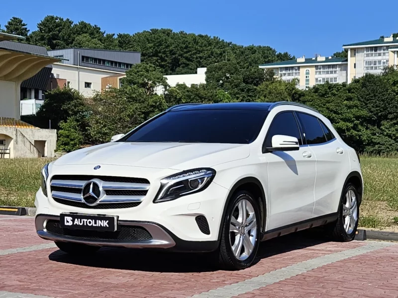 Mercedes-Benz GLA-Class