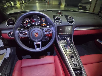 Porsche 718