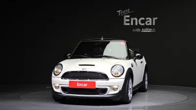 MINI Cooper Convertible