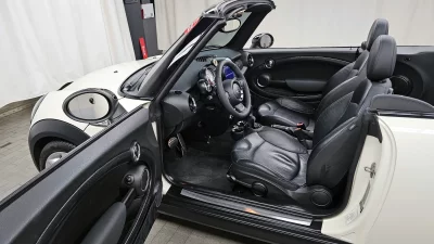MINI Cooper Convertible