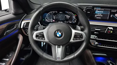 BMW 5-Series