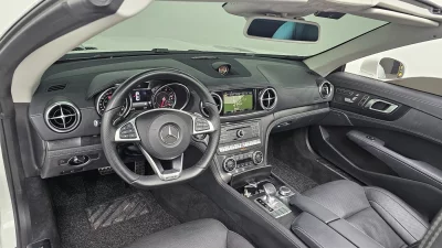 Mercedes-Benz SL-Class