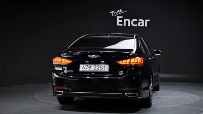Hyundai Genesis
