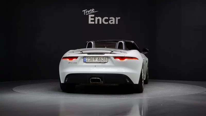 Jaguar F-TYPE