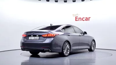 Hyundai Genesis
