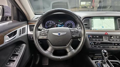 Hyundai Genesis