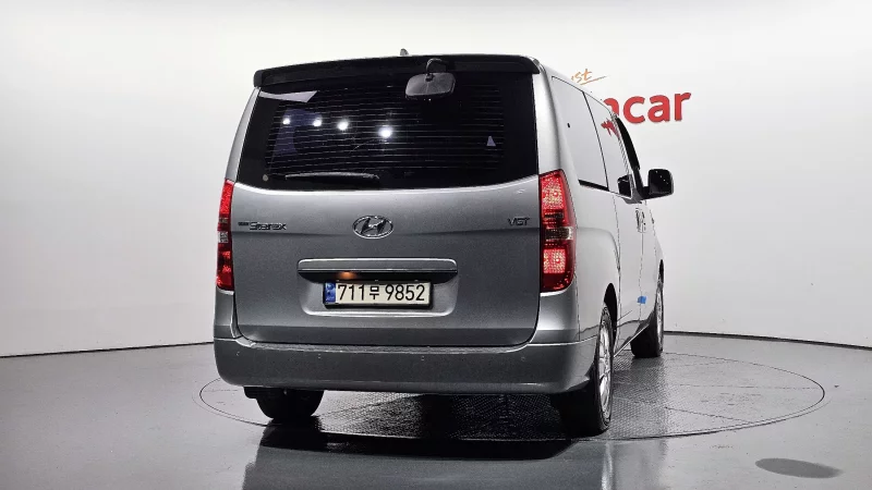Hyundai Grand Starex