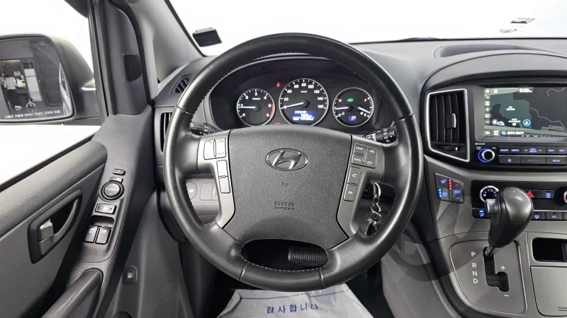 Hyundai Grand Starex
