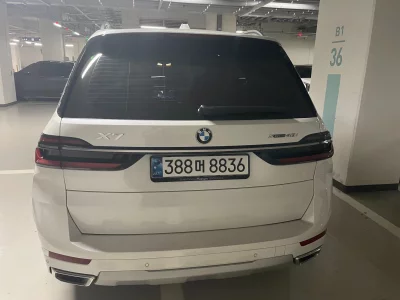 BMW X7