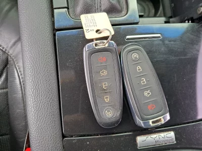 Ford TAURUS