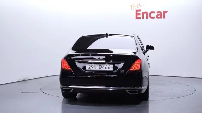 Genesis EQ900