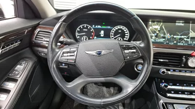 Genesis EQ900