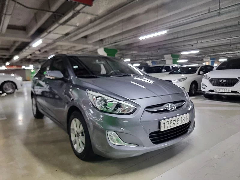 Hyundai Accent