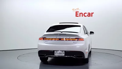 Lincoln MKZ