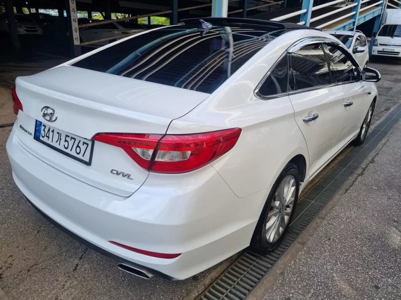 Hyundai Sonata