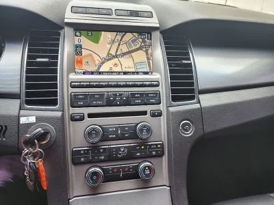 Ford TAURUS