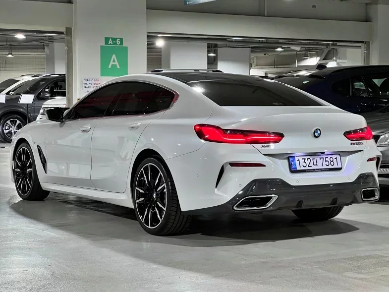 BMW 8-Series