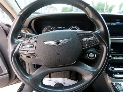 Genesis EQ900
