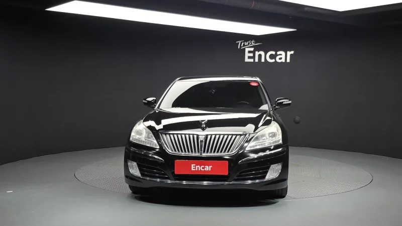 Hyundai Equus
