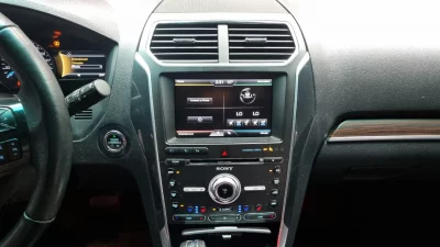 Ford EXPLORER