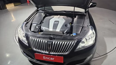 Hyundai Equus