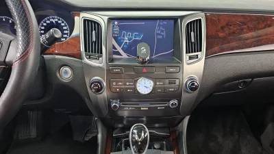 Hyundai Equus