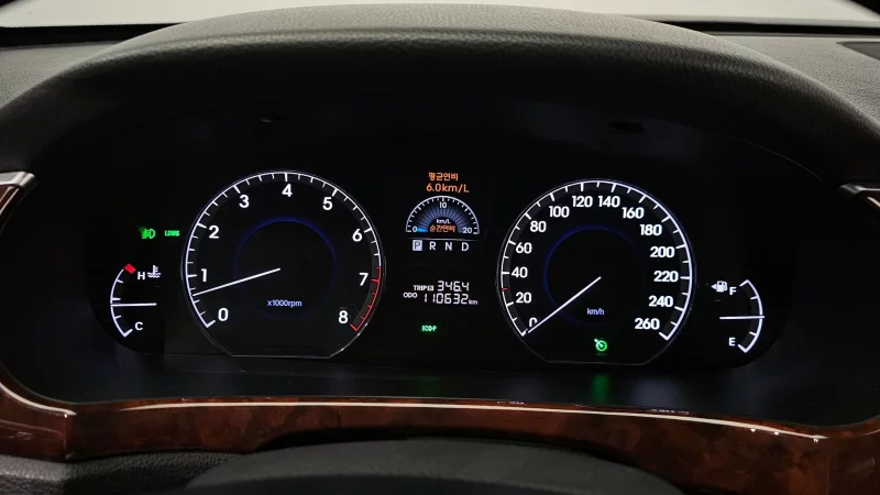 Hyundai Equus