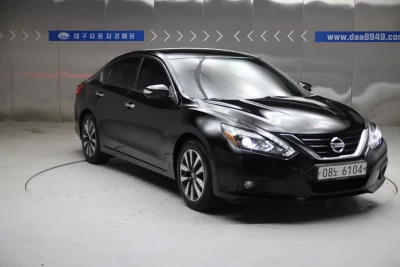 Nissan Altima
