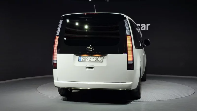 Hyundai Staria