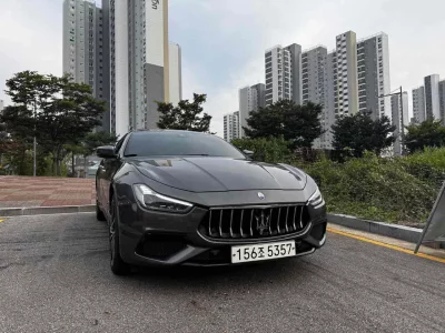 Maserati GHIBLI