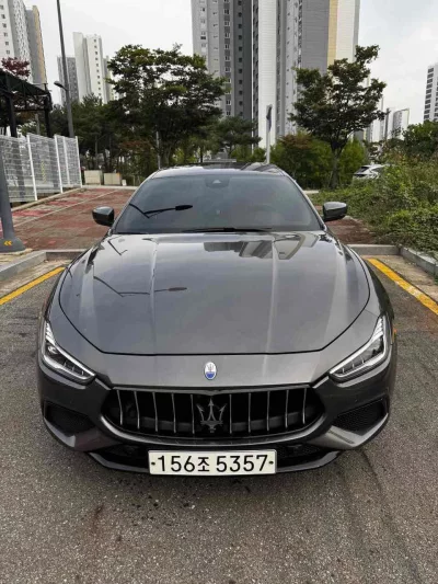 Maserati GHIBLI