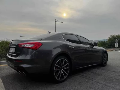 Maserati GHIBLI