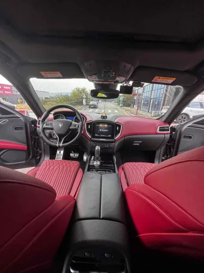 Maserati GHIBLI