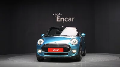 MINI Cooper Convertible