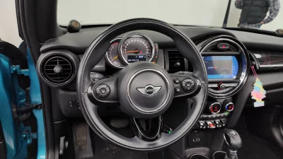 MINI Cooper Convertible