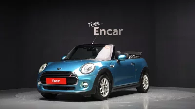 MINI Cooper Convertible