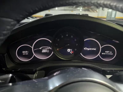 Porsche CAYENNE
