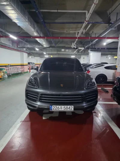 Porsche CAYENNE