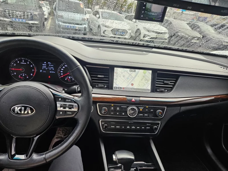 Kia K7
