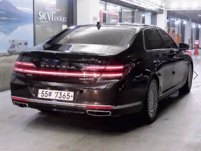 Genesis G90